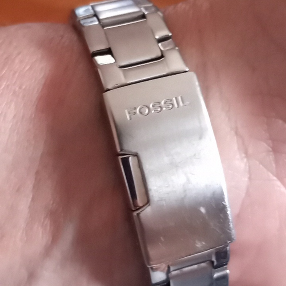 Fossil womans watch - Picture 2 of 6